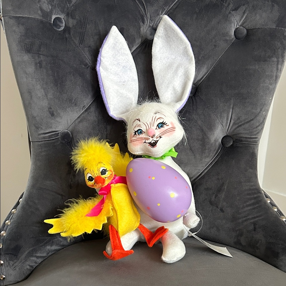 NWT Annalee “Easter Pals” Bunny Doll with Duck 2009